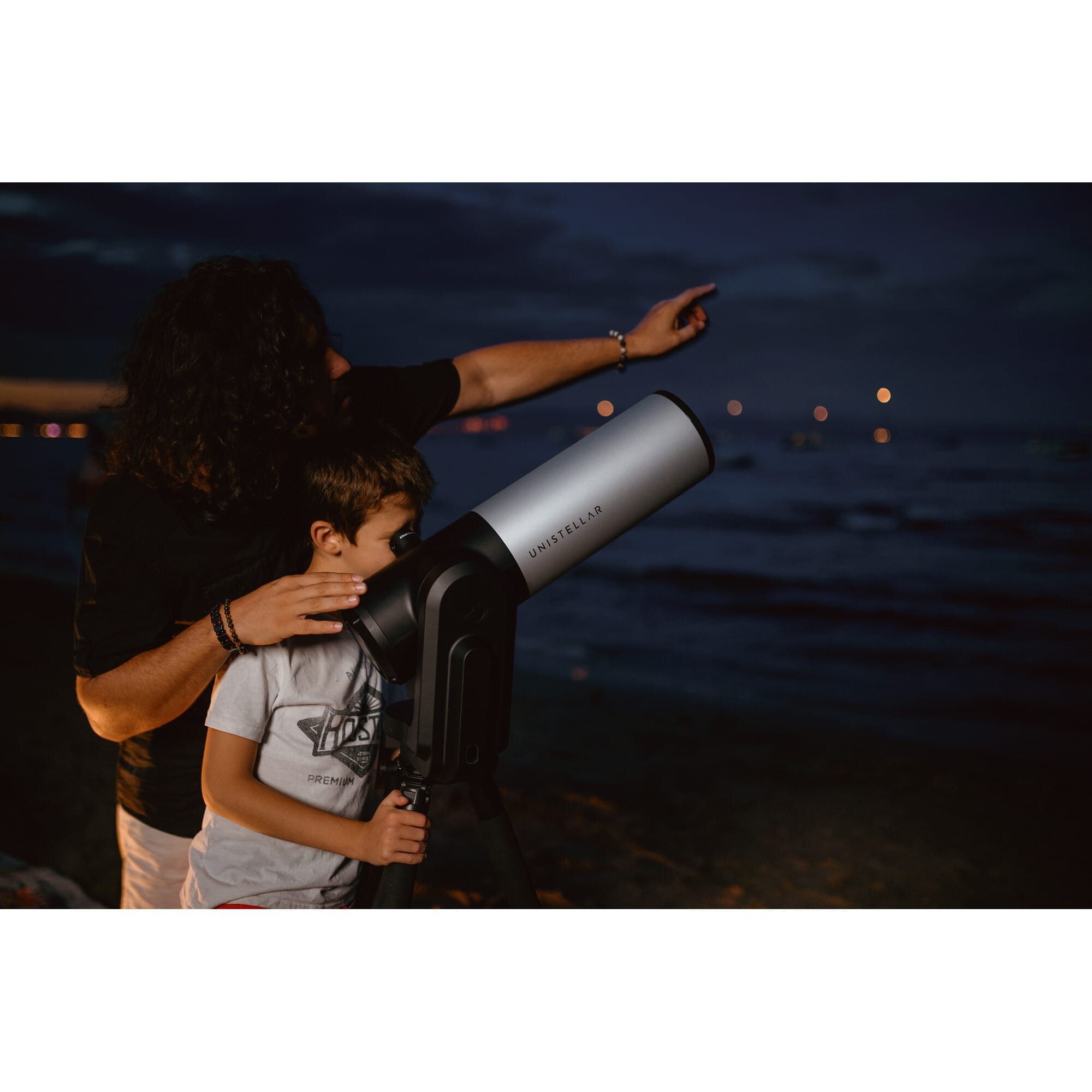 Unistellar eVscope 2 vs. Vespera Pro 4 Unistellar Smart Telescope N 114 450 eVscope 2 Backpack 15 Unistellar eVscope 2 vs. Vespera Pro