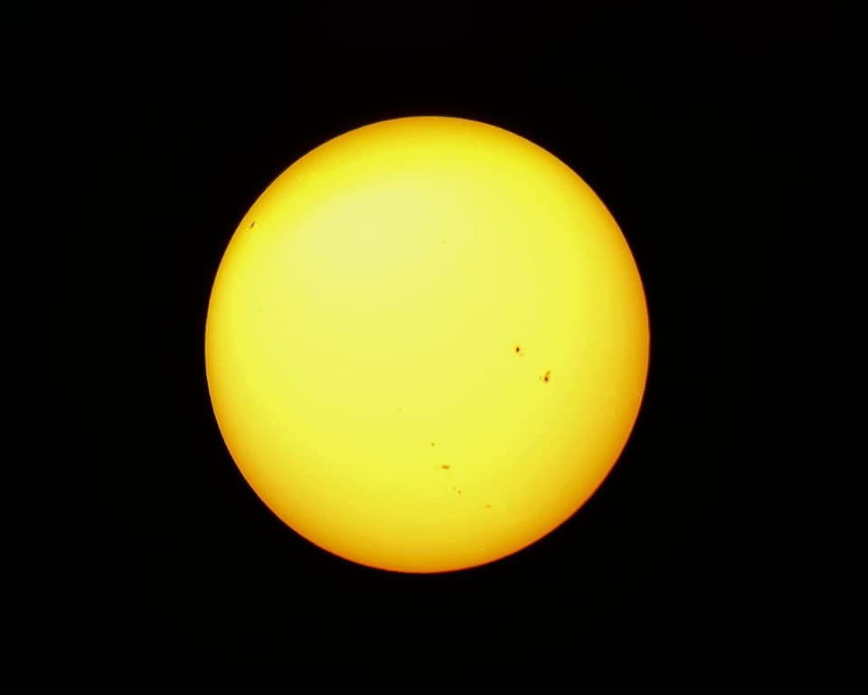 zon door een telescoop 6 Telescoop.nl - Alles voor sterrenkijken & natuurwaarneming