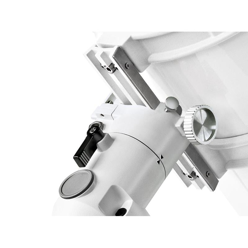 Bresser N 130/1000 Telescoop Messier EXOS-1 3 Bresser N 1301000 Telescoop Messier EXOS 1 5 Bresser N 130/1000 close-up van de EXOS-1 montering met fijnafstelling en zwaluwstaartverbinding.