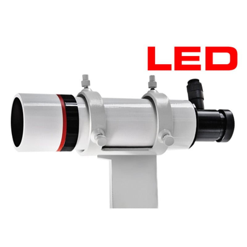 Bresser 8x50 Messier zoeker 1 Bresser 8x50 Messier zoeker 1 Bresser 8x50 Messier zoeker met LED-verlichting en universele montagehouder