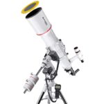 Bresser AC 152 760 AR-152S EXOS-2 Telescoop Messier Hexafoc GoTo (1) Bresser AC 152/760 AR-152S EXOS-2 complete telescoop op EXOS-2 equatoriale montering met statief en 4,5 kg tegengewicht