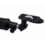 Bresser AC 60/800 Arcturus AZ smartphone-adapter bevestigd op de focuser