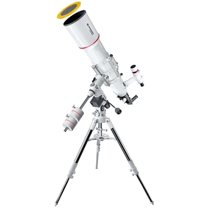 Bresser AR 152S/760 Telescoop Messier Hexafoc EXOS-2 2 Bresser AR 152S 760 Telescoop Messier Hexafoc EXOS 2 2 Bresser AR 152S/760 telescoop met lange buis gemonteerd op EXOS-2 statief met 8x50 zoeker en zenitprisma