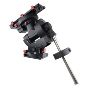iOptron CEM120EC2 zijaanzicht van montering op zuil met contragewichtstaaf