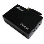 iOptron Control Box iMate (2) iOptron Control Box iMate schuine bovenaanzicht met antenne en logo